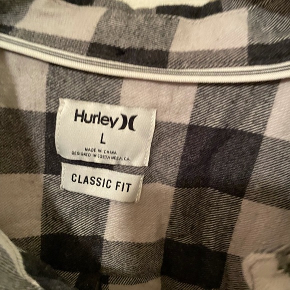 3/$30💥Men’s short sleeve button up - Picture 3 of 4